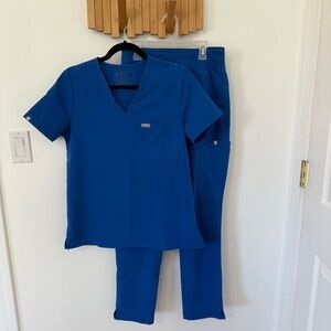 Figs Royal Blue Scrub Set Technical collection, Shirt and Pants, Size Small